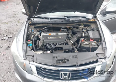 2009 Honda Accord 2.4 Ex from USA, damaged, VIN 1HGCP26739A070691